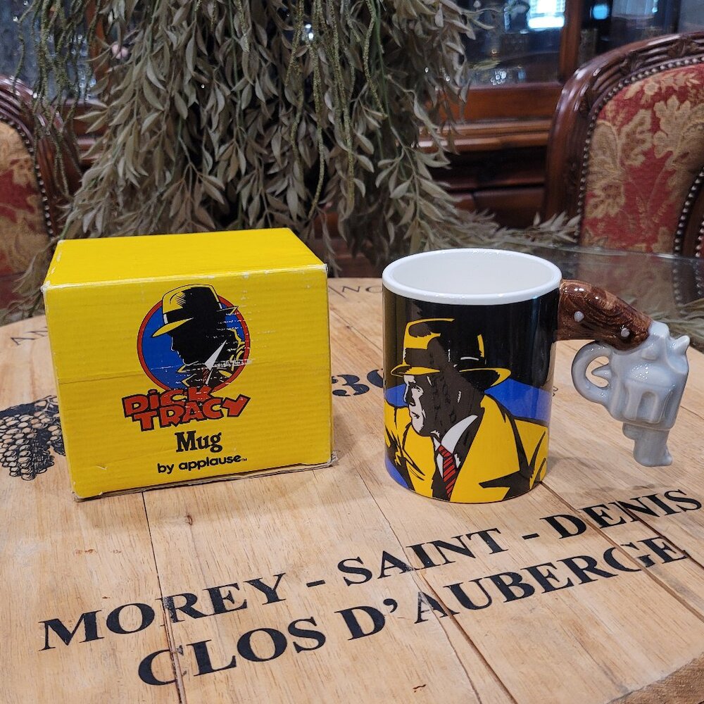 New Vintage Disney DICK TRACY Pistol Handle Coffee Mug
